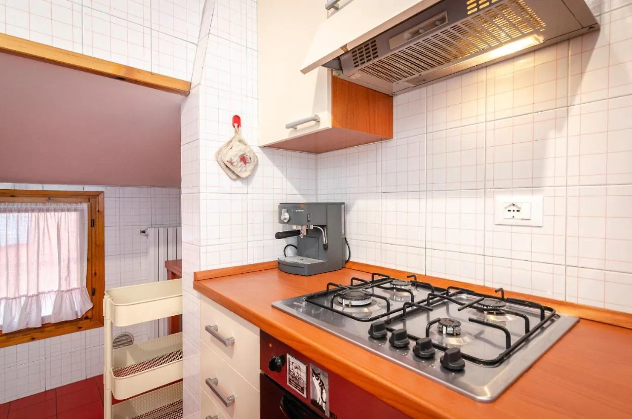 アパート Stylish One Bedroom In The Heart Of ボローニャ イタリア