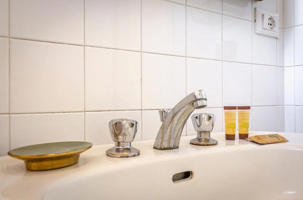 Stylish One Bedroom In The Heart Of ボローニャ アパート